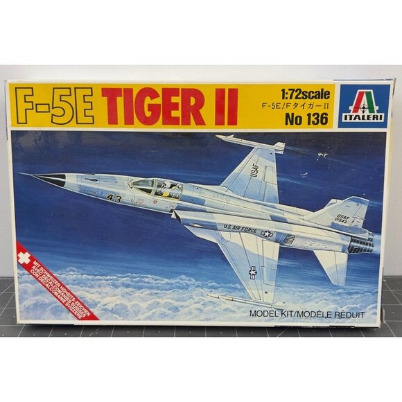 Italeri F-5E Tiger II Model Airplane Kit 1:72 Scale No. 136 New - Picture 1 of 6